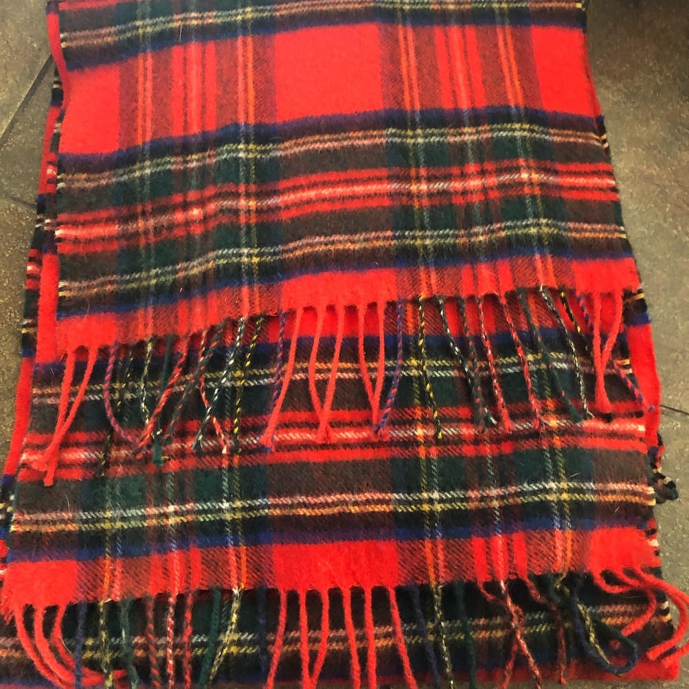 Plaid scarf!